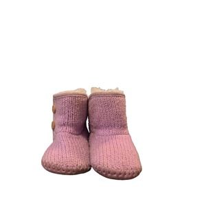 UGG Australia Toddler Knit Purple Sheepskin Boot With Buttons (Size: 2/3)